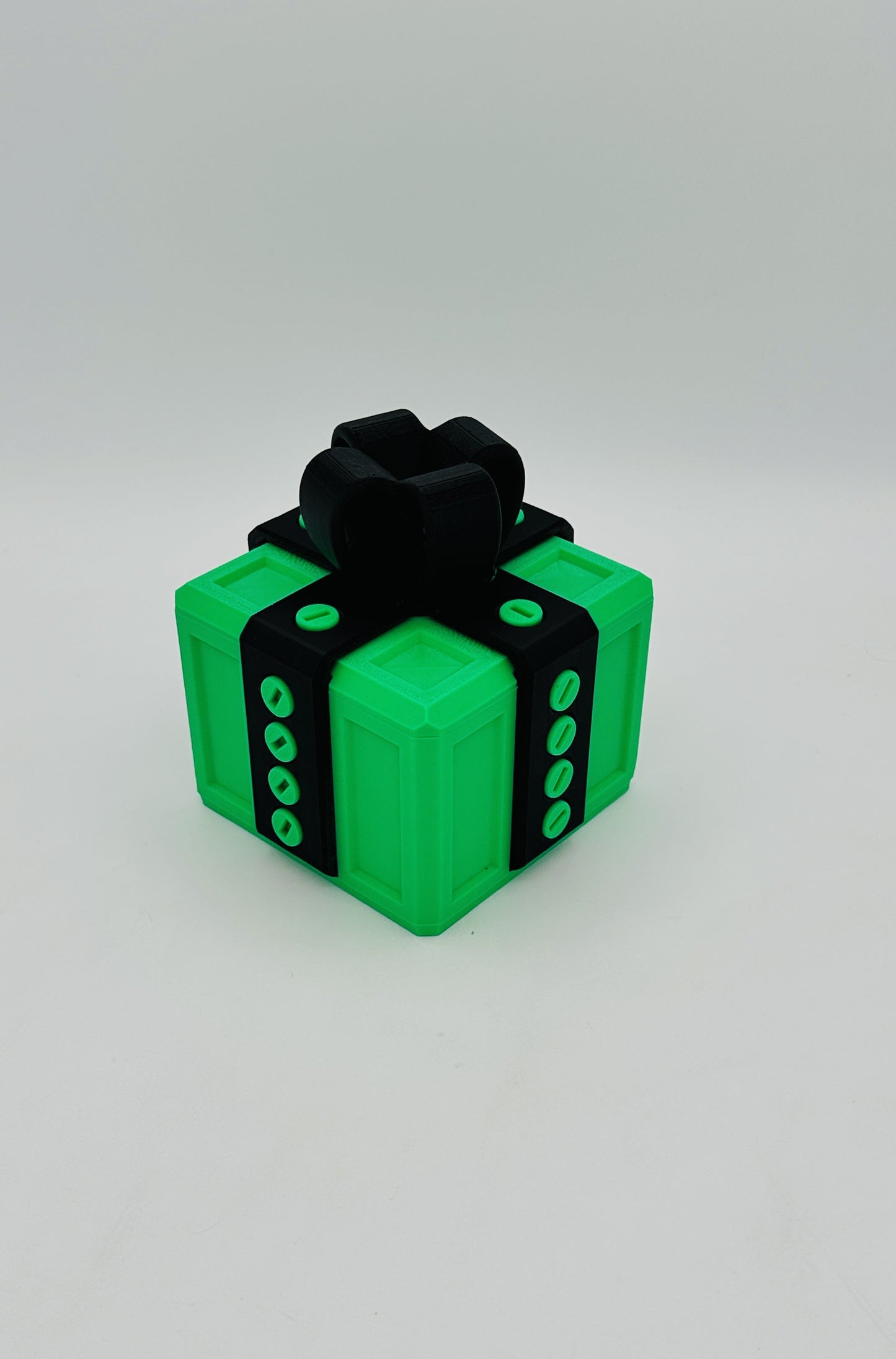 Green & Black Annoying Gift Box 4x4x3" with 20 bolts + 3 Mini Figures