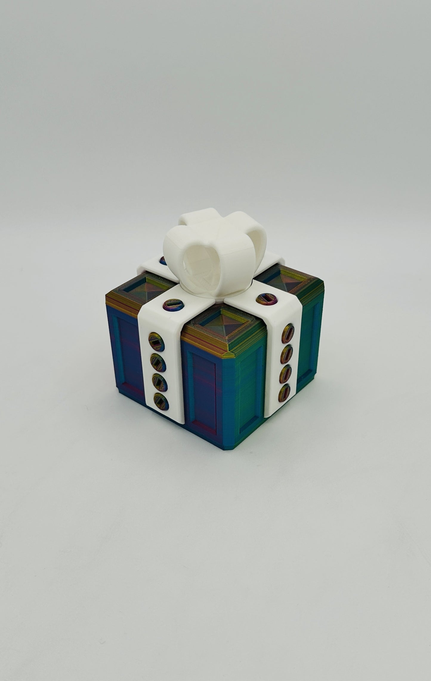 Golden/Purple/Red/Blue (4 tone shimmer) & White Annoying Gift Box with 20 bolts & 3 Mini Figures