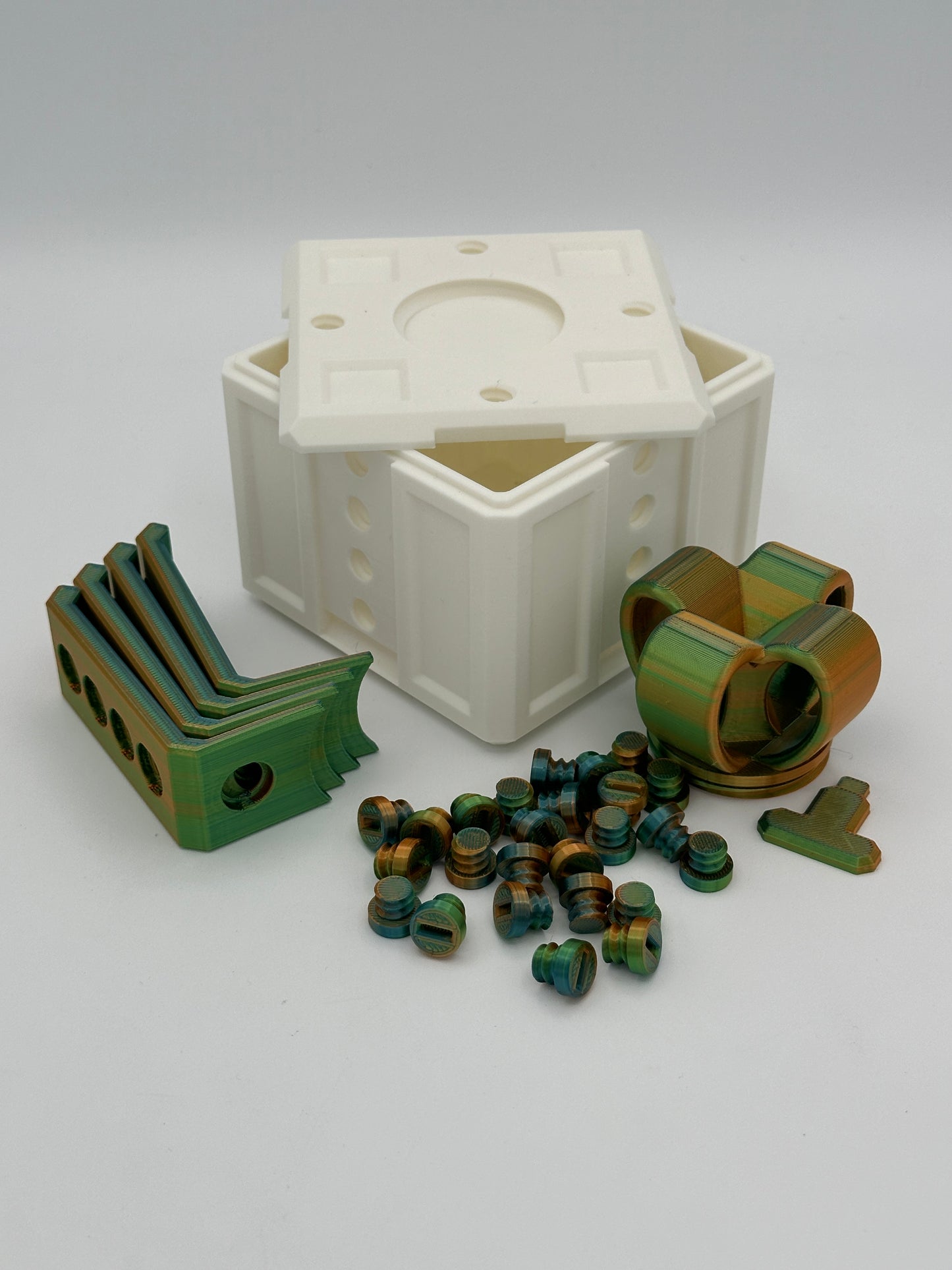 20 bolt White & Blue/Green/Orange Annoying Gift Box