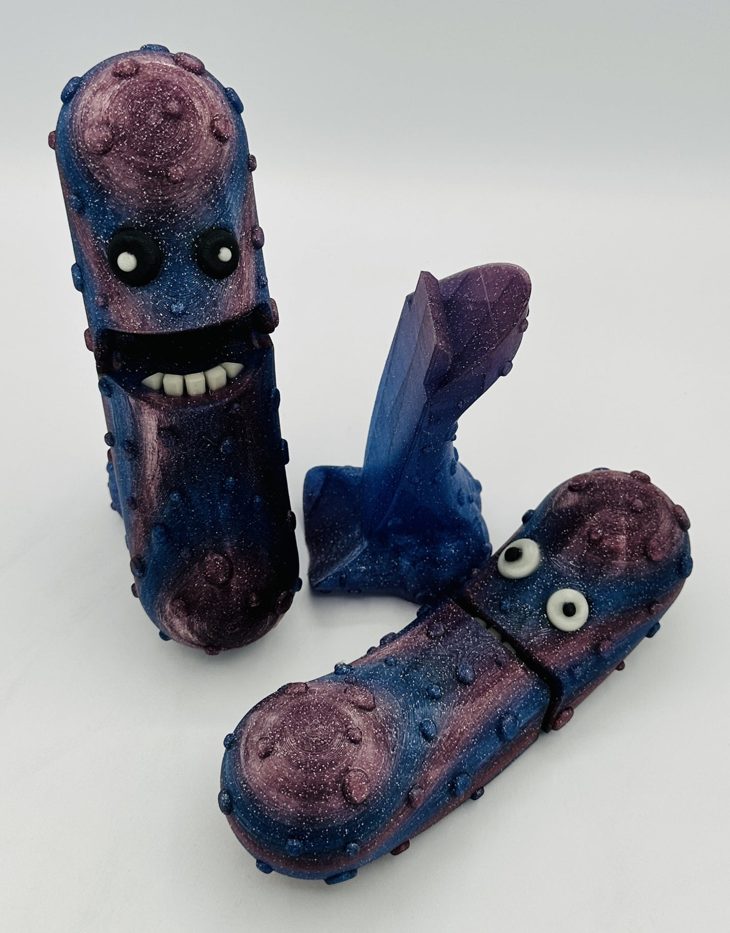 Midnight Glow - 7" Articulated Tickle Pickle with Butt stand