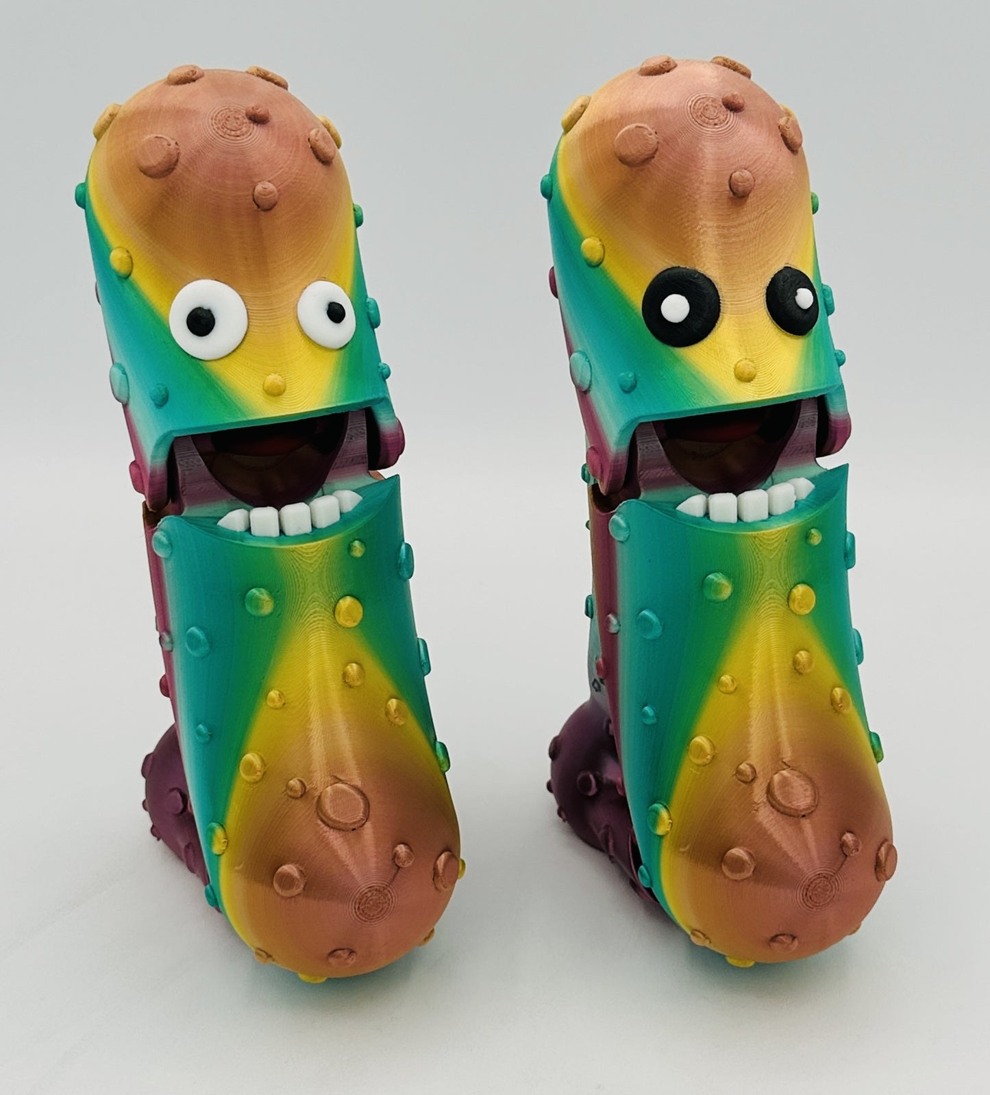 Metallic Rainbow - 7" Articulated Tickle Pickle with Butt stand