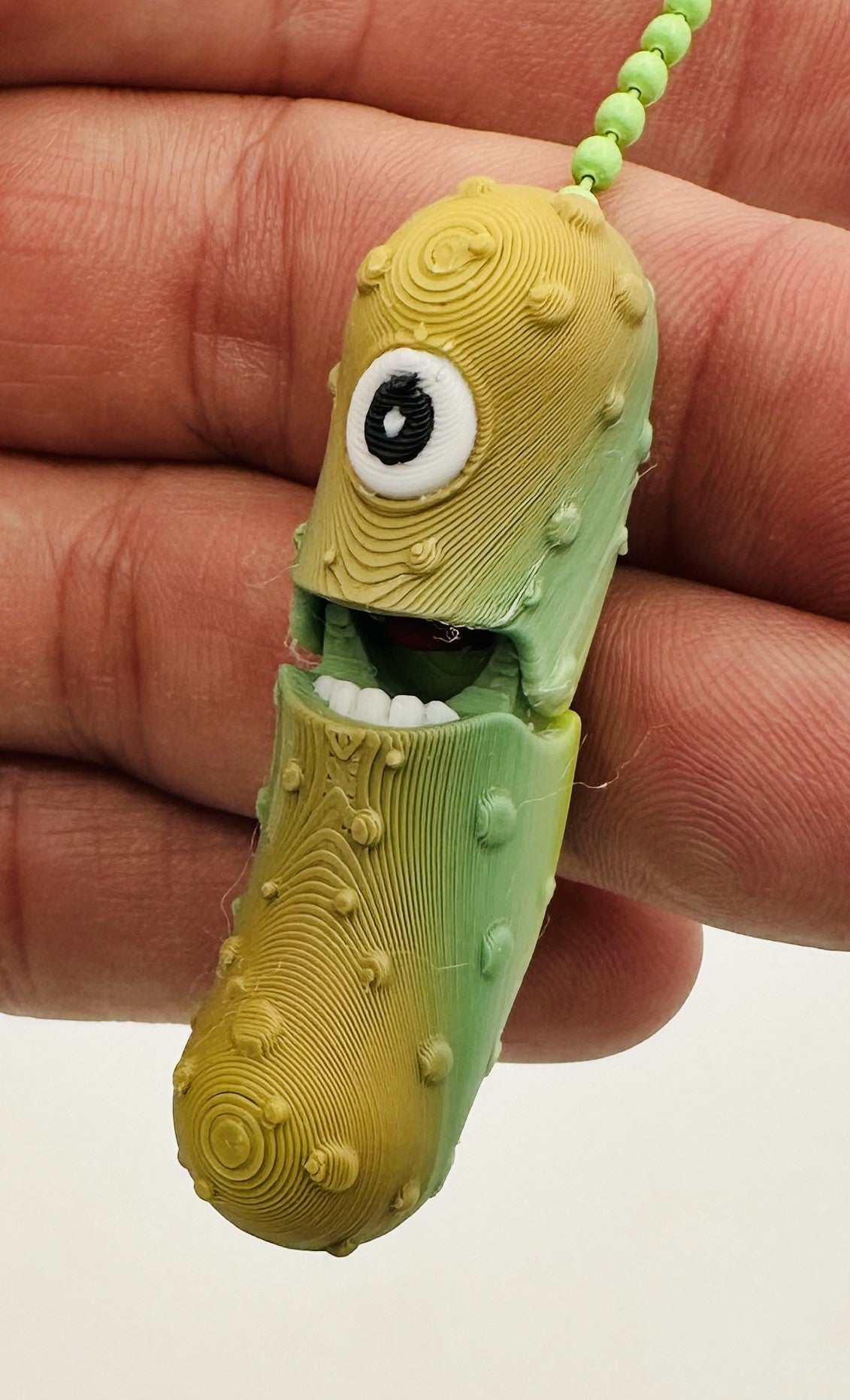 Halloween Gang - Tickles, the Articulated Pickle - 5-pack Jar