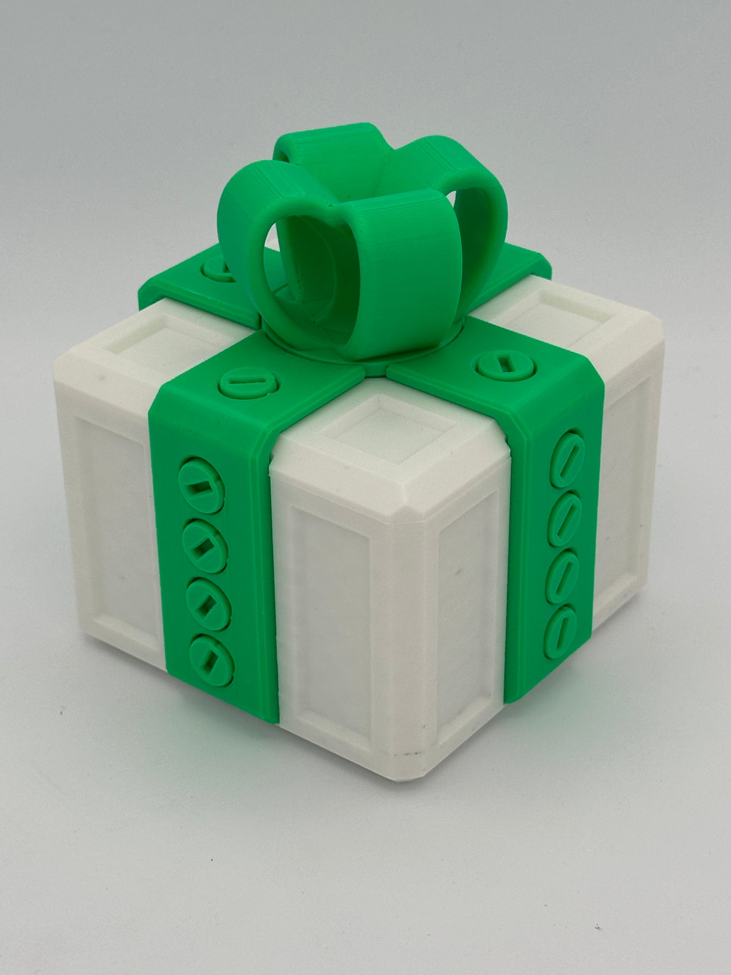 Annoying Gift Box w/ 20 bolts - Multiple Color Combinations