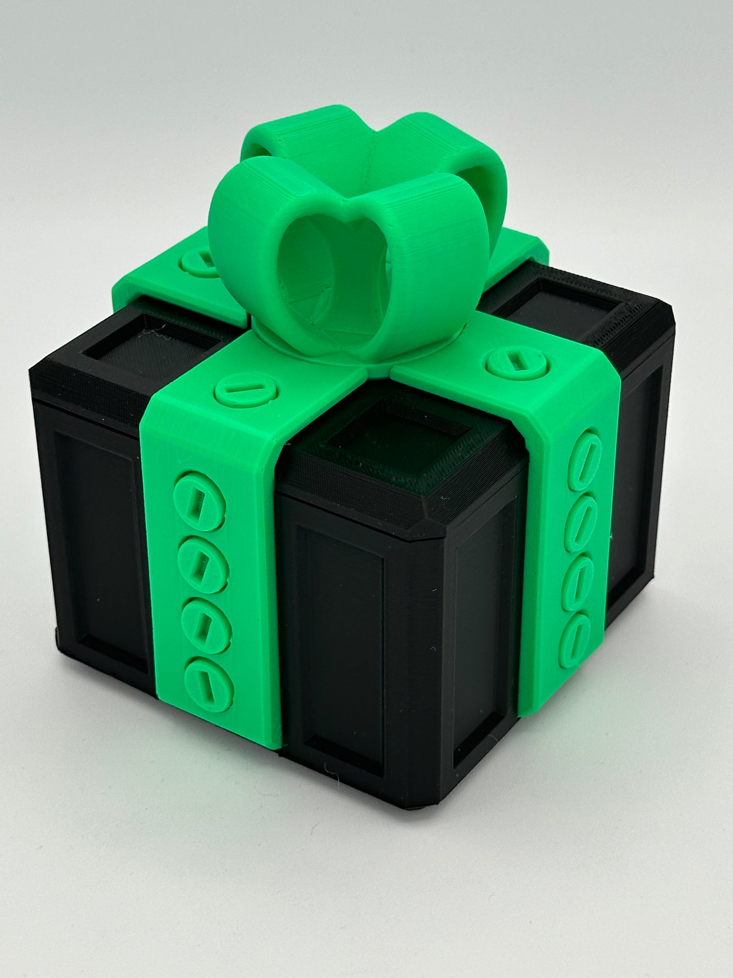 Annoying Gift Box w/ 20 bolts - Multiple Color Combinations