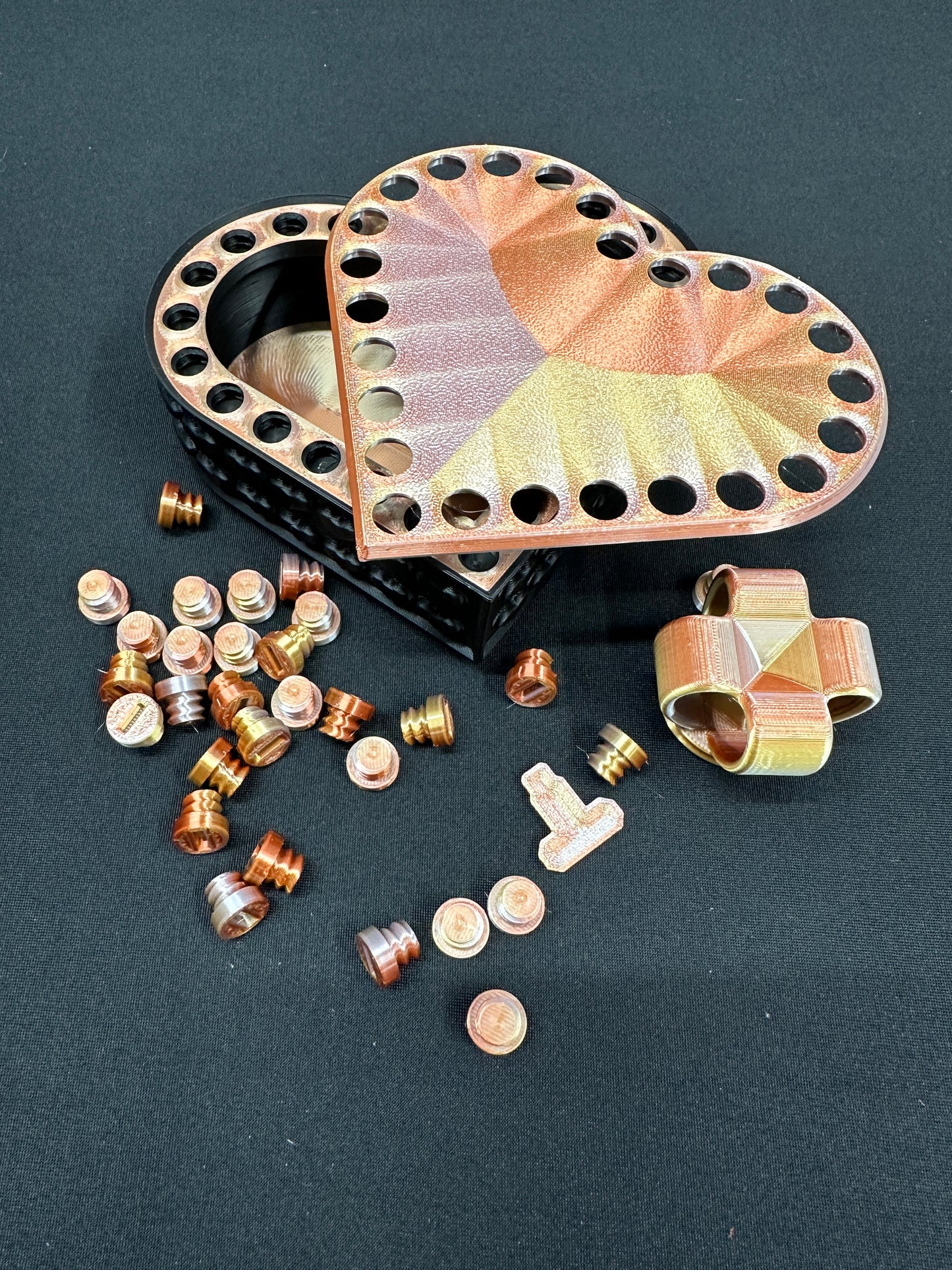 Heart Annoying Gift Box w/ 25 bolts - Multiple Color Combinations