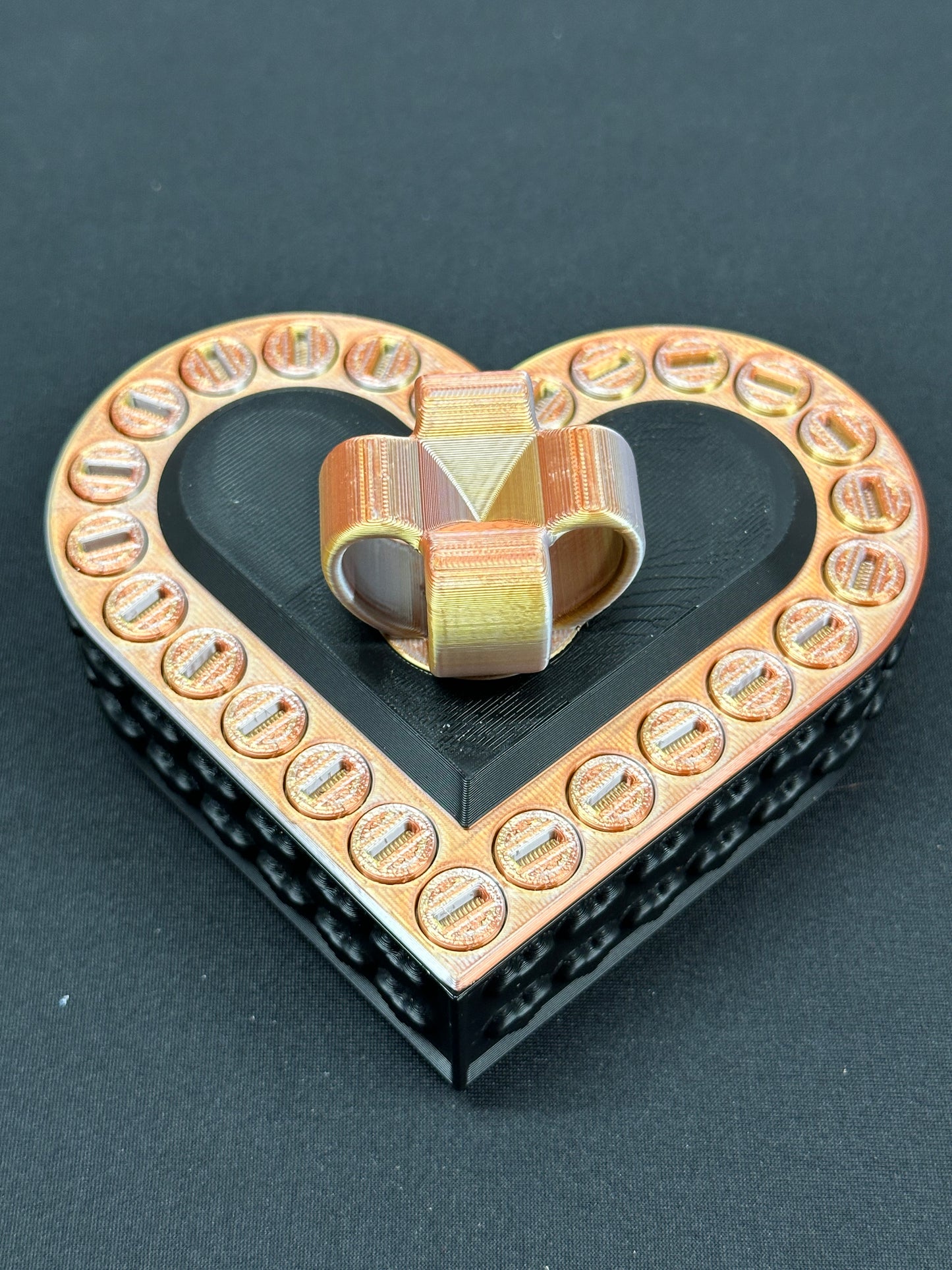 Heart Annoying Gift Box w/ 25 bolts - Golden/Silver/Copper & Black