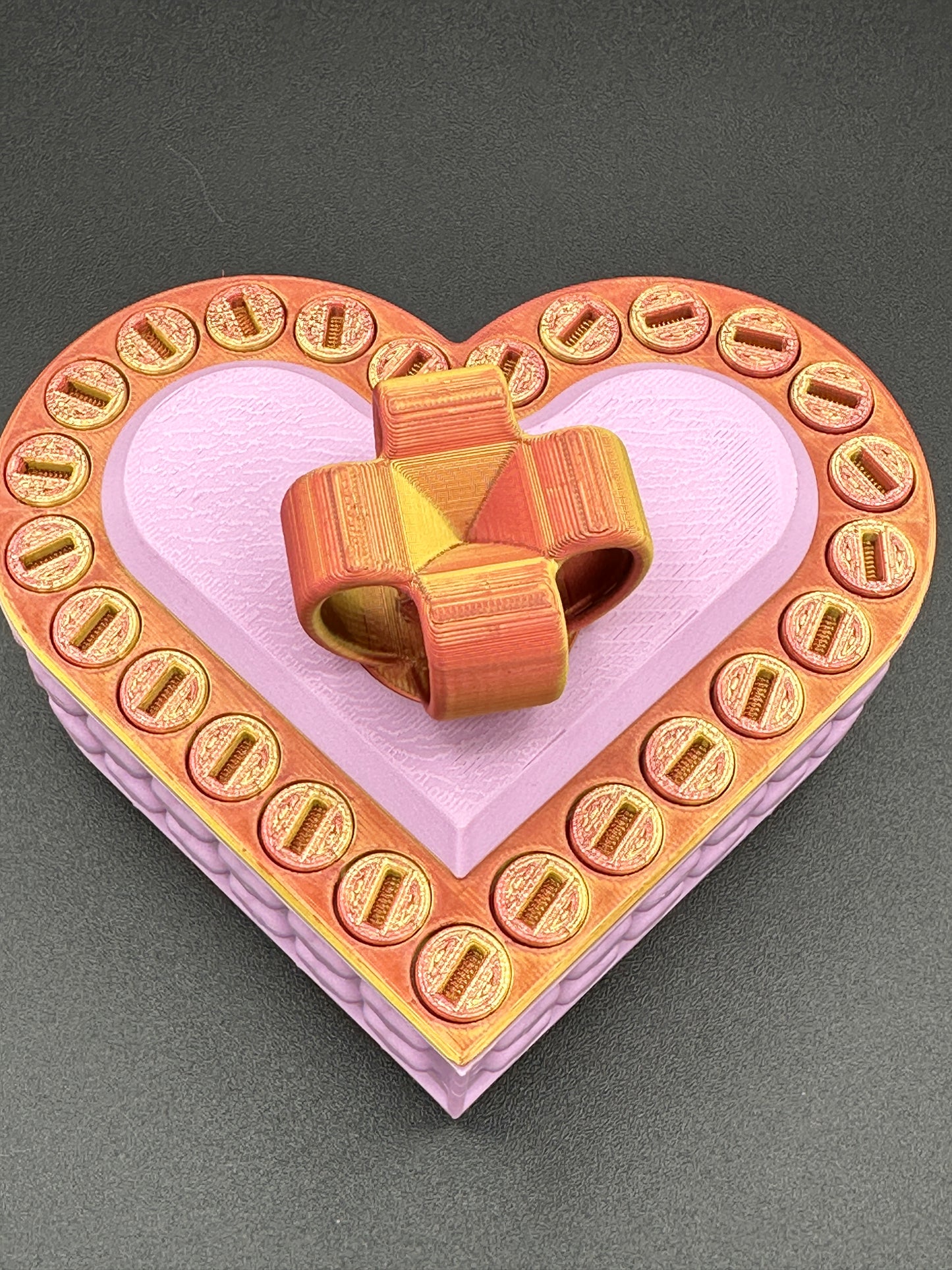 Heart Annoying Gift Box w/ 25 bolts - Golden/Red/Copper & Pink