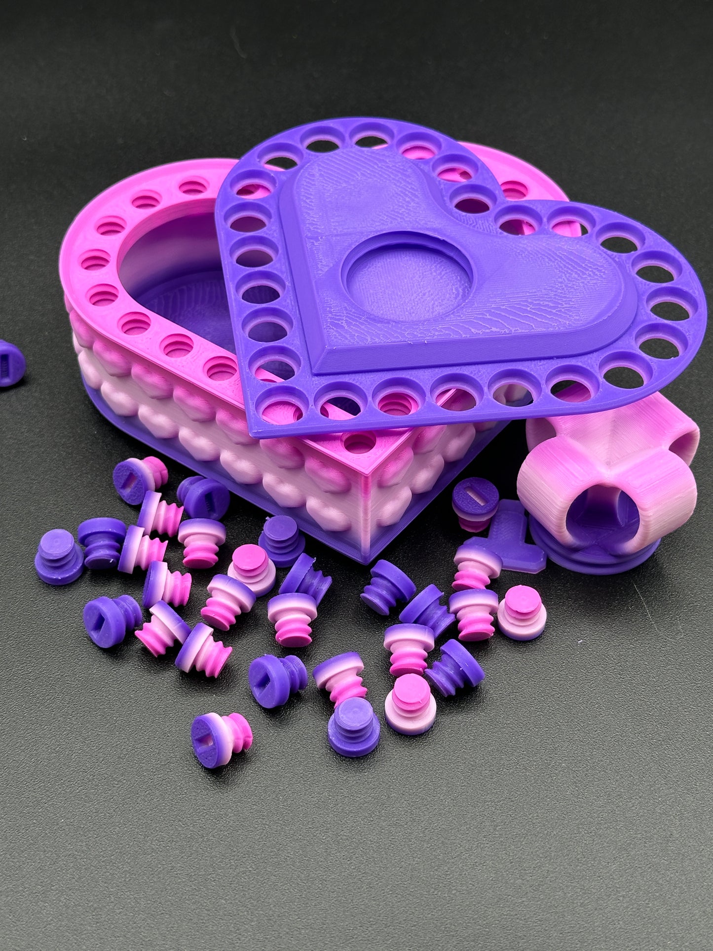 Heart Annoying Gift Box w/ 25 bolts - Purple Rainbow