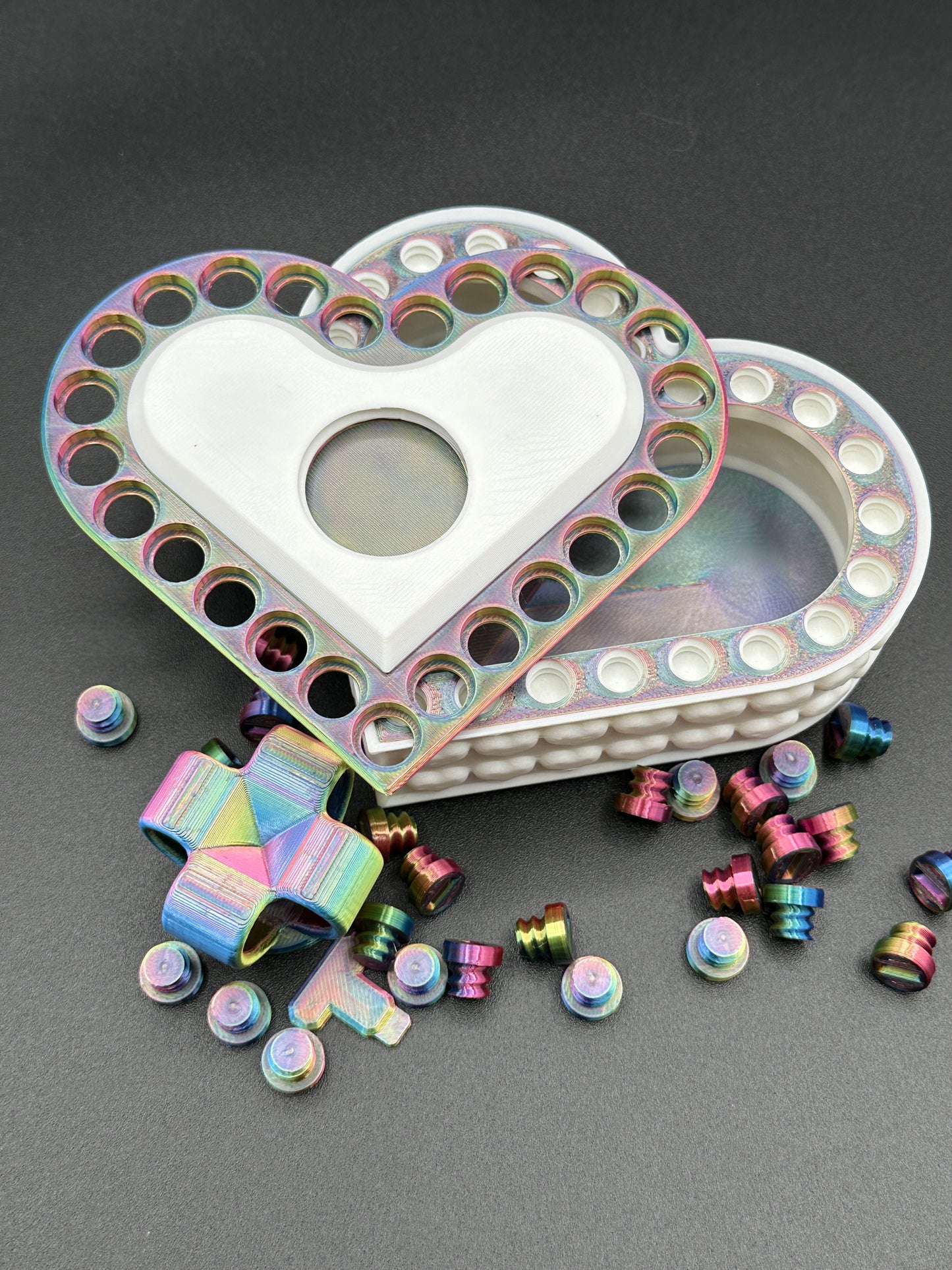 Heart Annoying Gift Box w/ 25 bolts - Multiple Color Combinations