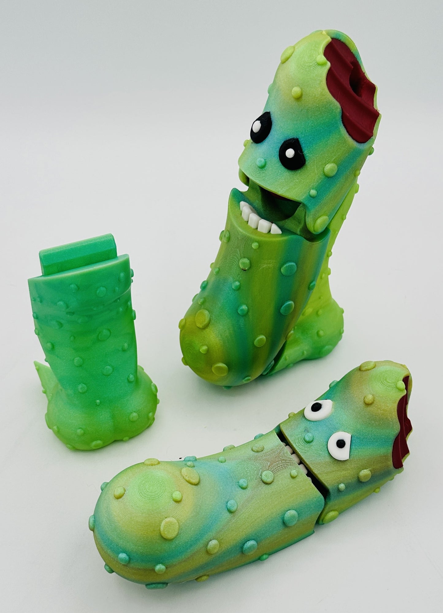Bloody Bite - 7" Articulated Tickle Pickle with Butt stand