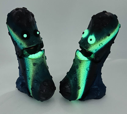 Midnight Glow - 7" Articulated Tickle Pickle with Butt stand