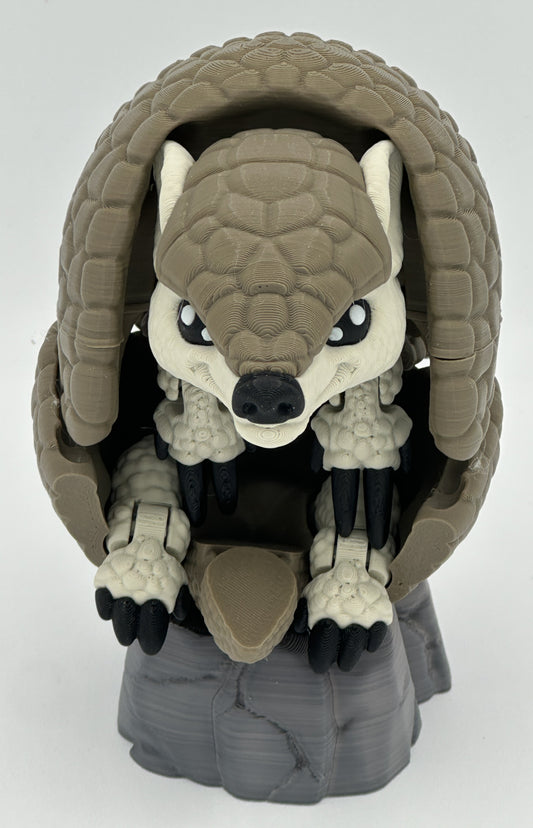 Armadillo - 6.5" Flexi Articulated Pet with Stand