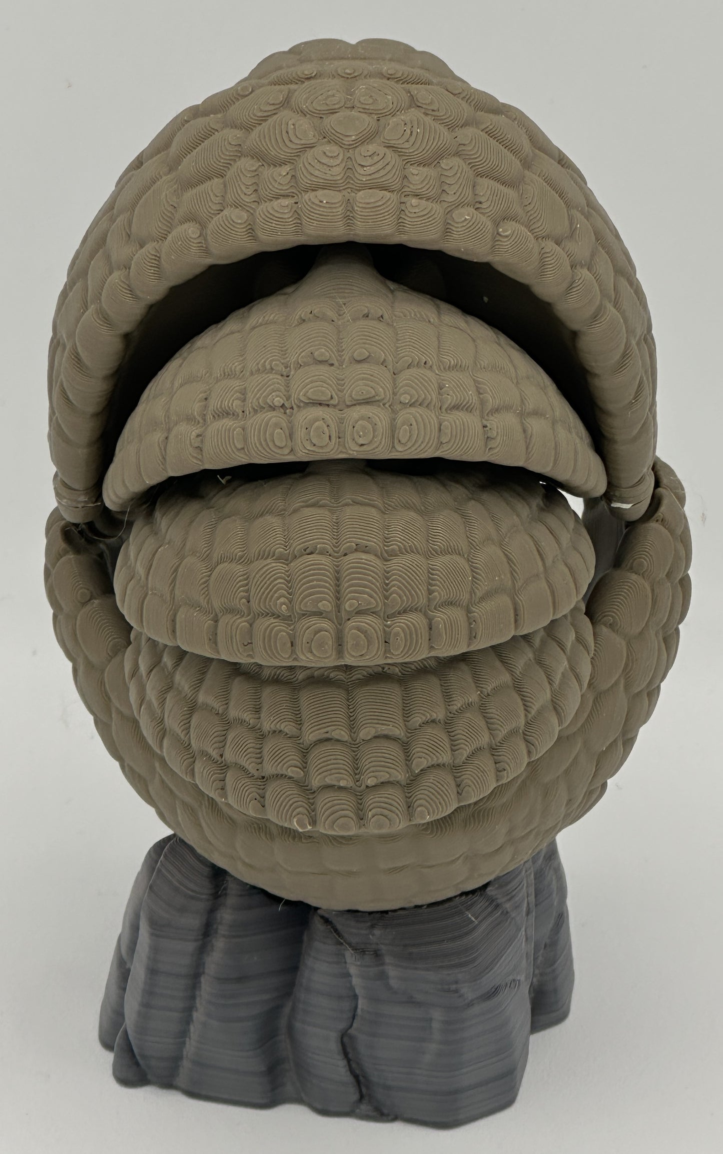 Armadillo - 6.5" Flexi Articulated Pet with Stand