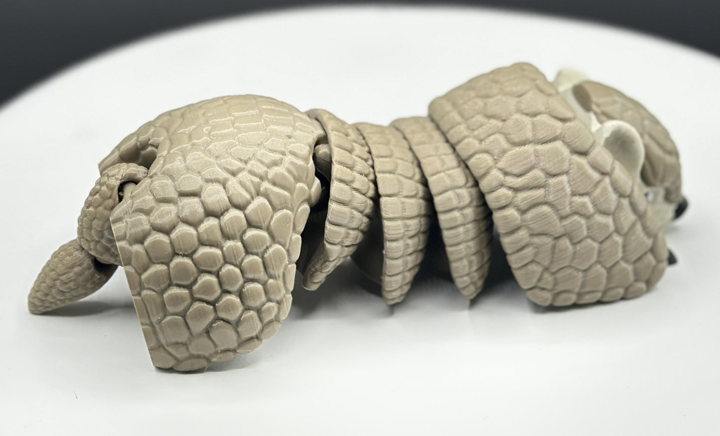 Armadillo - 6.5" Flexi Articulated Pet with Stand