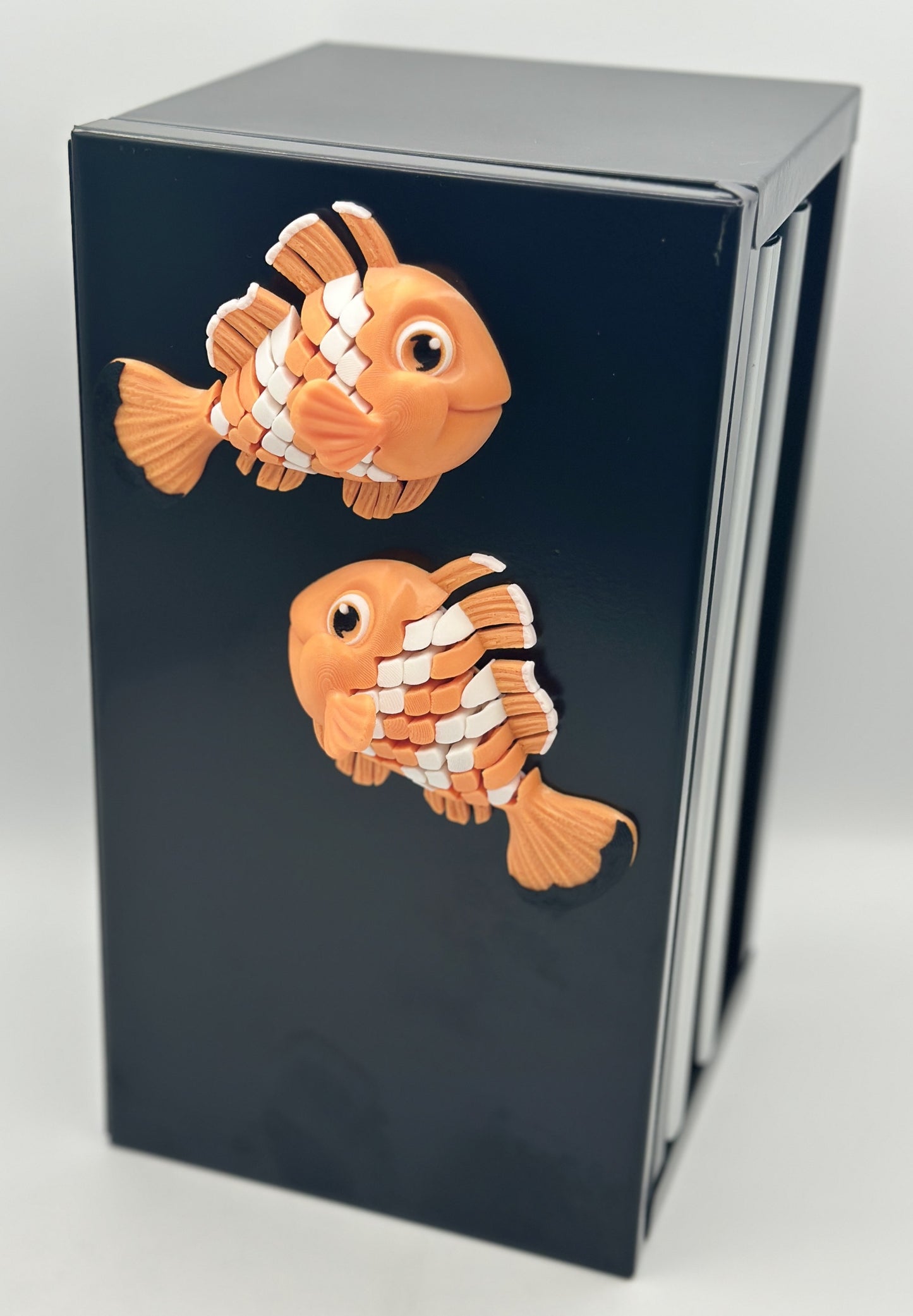 Seascape Fish Dual-Fidget Refrigerator Magnets - 2 Fidget Toys and Fridge Magnets in 1