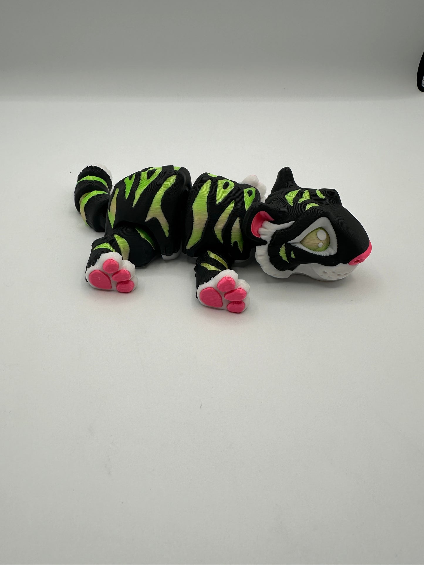 Vibrant Articulating Tiger - Black with Yellow/Green Stripes