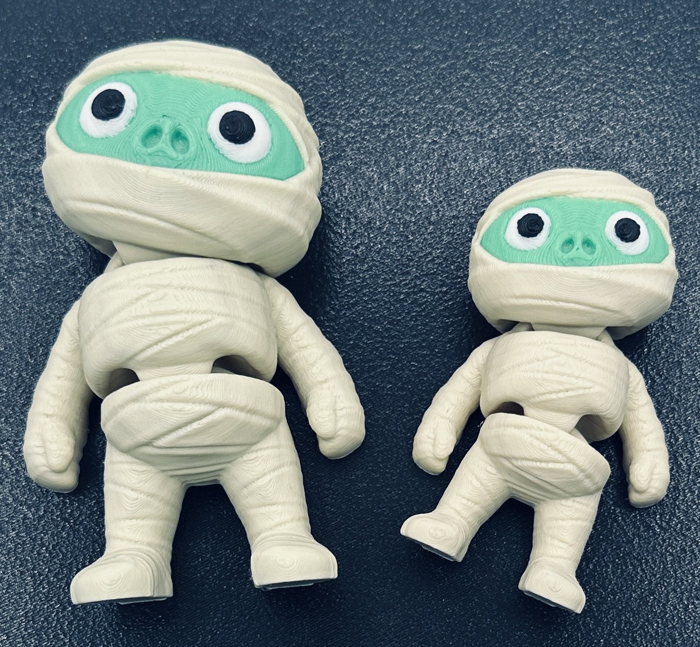 Mummy - Flexi Articulated Desk Buddy