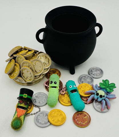 Lucky Irish Leprechaun Pickle Keychain Pot-o-Gold